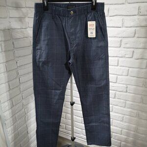 NWT Signature by Levi Strauss Men's Size Small Comfort Chino Pants